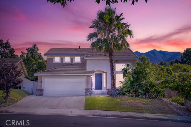 23247 Coffee Berry Circle, Corona CA: https://media.crmls.org/medias/aa2b2120-9863-4146-80ad-c2d6f19bc6b2.jpg