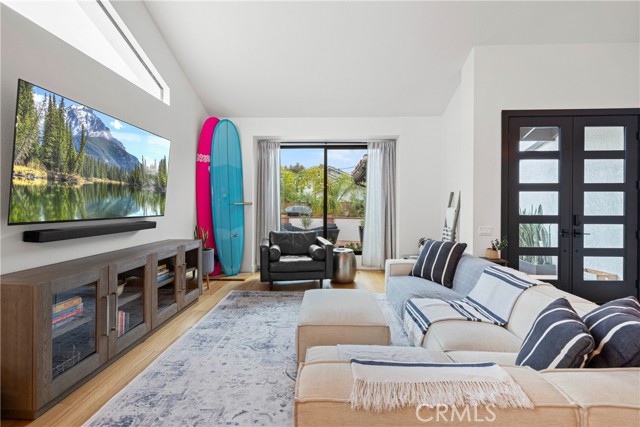 24301 Philemon Drive, Dana Point CA: https://media.crmls.org/medias/aa2b6834-59c6-4591-8c6a-c74a473182f9.jpg
