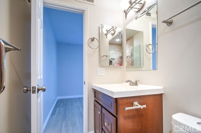 Detail Gallery Image 24 of 38 For 22901 Leo Ln, Lake Forest,  CA 92630 - 4 Beds | 2/1 Baths