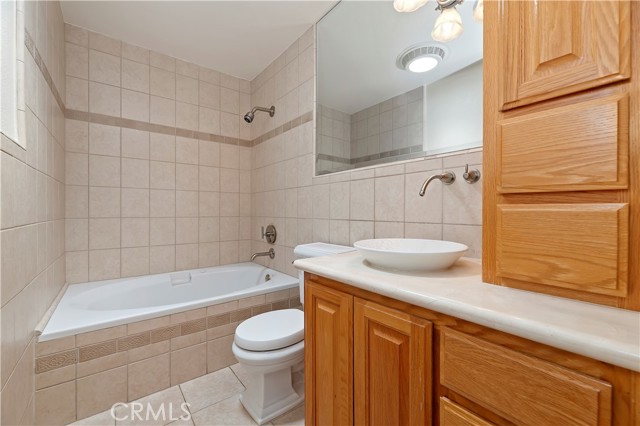 1825 Leola Street, Lomita CA: https://media.crmls.org/medias/aa2ba4c9-7852-4dfe-98bb-223f2f470ee4.jpg