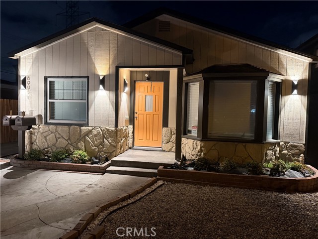 Front Image Thumbnail for CRDW26185884