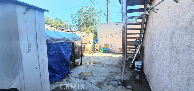 Detail Gallery Image 13 of 13 For 1715 E 70th, Los Angeles,  CA 90001 - 5 Beds | 3 Baths