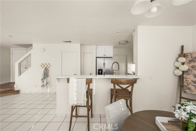 Detail Gallery Image 13 of 48 For 14647 Green River Rd, Victorville,  CA 92394 - 4 Beds | 2/1 Baths