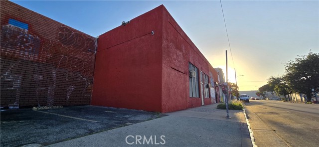  Commercial for Sale in Los Angeles, California