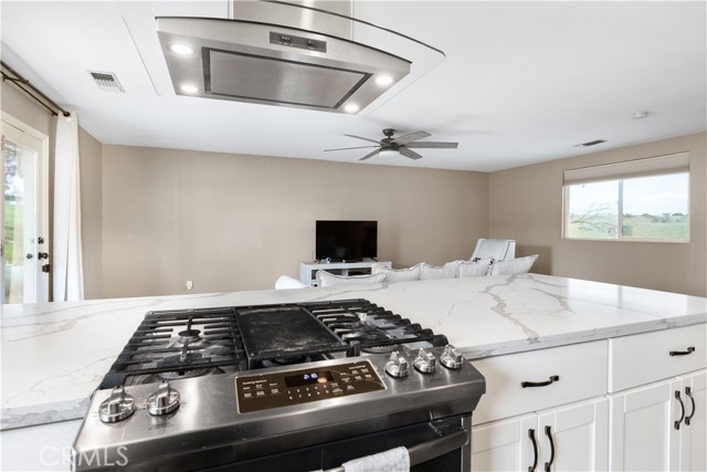 Detail Gallery Image 14 of 63 For 3505 Landmark, Paso Robles,  CA 93446 - 3 Beds | 2 Baths