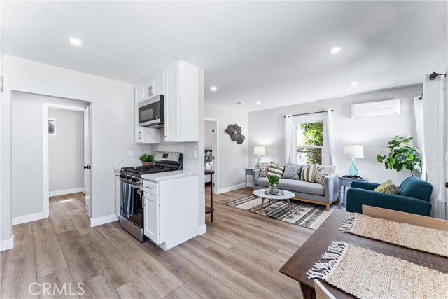 4400 Homer Street, Los Angeles CA: https://media.crmls.org/medias/aa2d80af-15ae-4d33-a5ac-aa786bd72cd8.jpg
