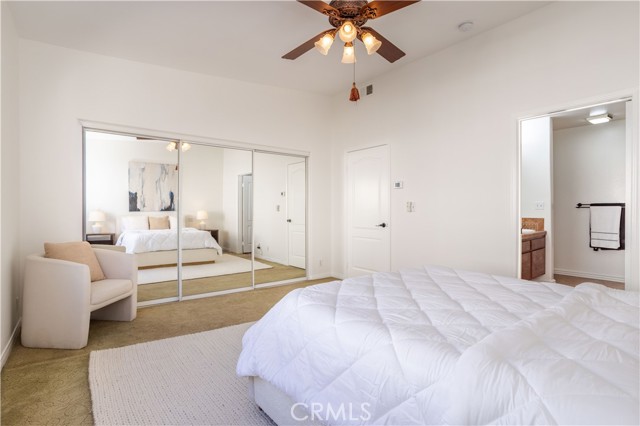 Detail Gallery Image 16 of 25 For 5240 Vantage, Valley Village,  CA 91607 - 2 Beds | 3 Baths