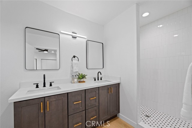 Detail Gallery Image 13 of 38 For 357 Cornwell, Los Angeles,  CA 90033 - 6 Beds | 6/2 Baths