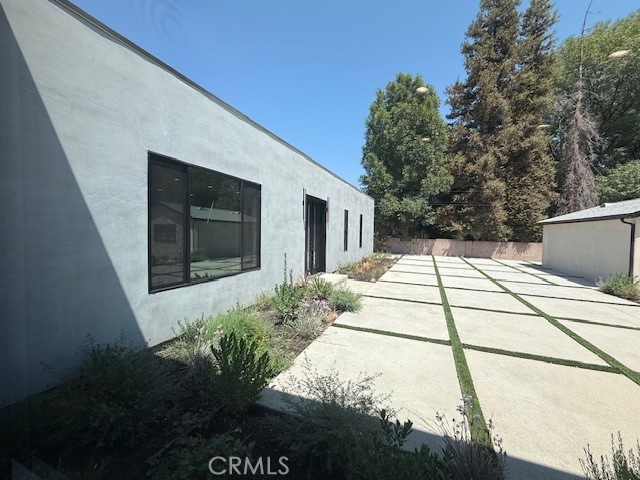 19525 Cantara Street, Reseda Ranch CA: https://media.crmls.org/medias/aa2f0bee-97a5-42be-9802-35b9a44995bd.jpg
