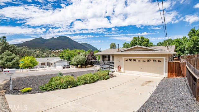 10018 El Capitan Way, Kelseyville CA: https://media.crmls.org/medias/aa2f10ef-02ef-43b6-930b-84047c8fd141.jpg