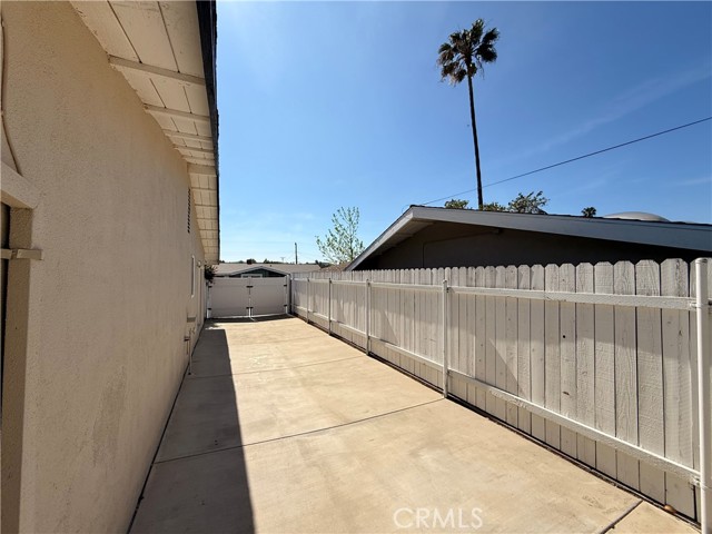 Detail Gallery Image 57 of 60 For 1229 Coventry Dr, Thousand Oaks,  CA 91360 - 4 Beds | 4 Baths