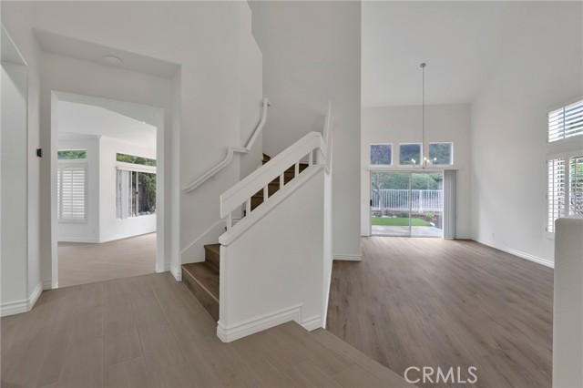 Image 17 of 41 For 520 Morningstar