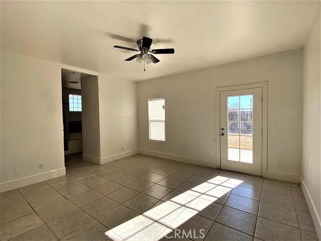 7666 Poppy Boulevard, California City CA: https://media.crmls.org/medias/aa2fc1f2-5ff0-48d2-b142-a75dd54c35fd.jpg