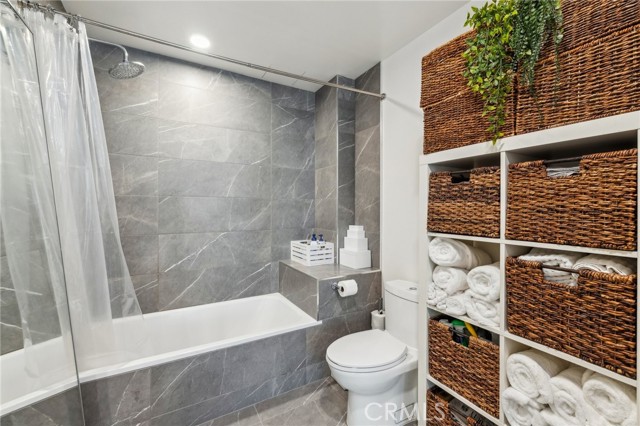 Detail Gallery Image 21 of 46 For 400 S Broadway #1011,  Los Angeles,  CA 90013 - 1 Beds | 1 Baths