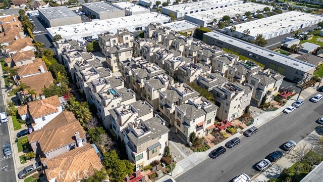 Detail Gallery Image 51 of 56 For 1807 Coastal Way, Costa Mesa,  CA 92627 - 2 Beds | 2/2 Baths