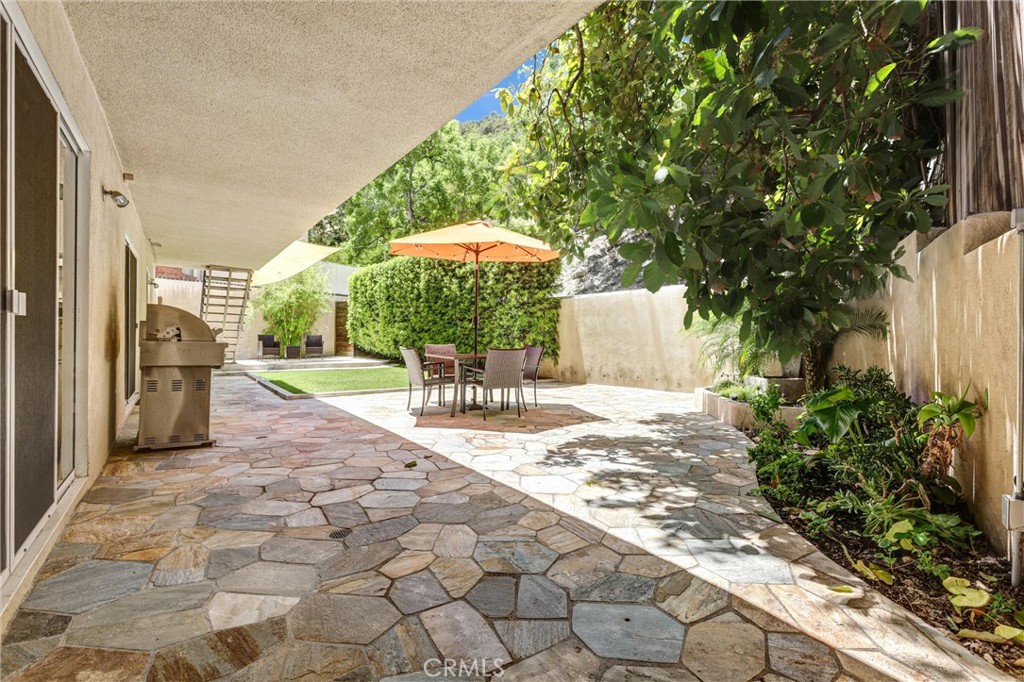 3637 Dixie Canyon PlaceSherman Oaks img 1