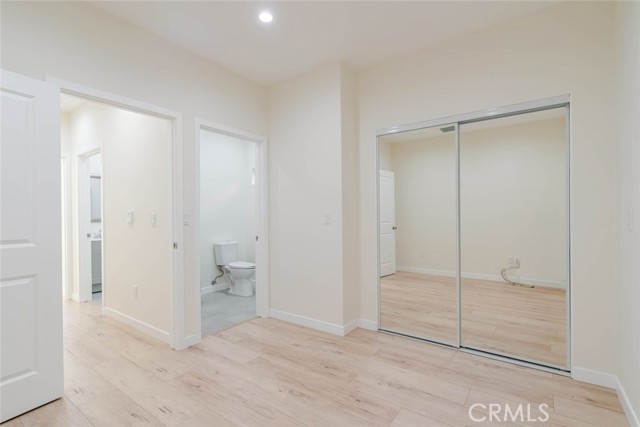 Detail Gallery Image 9 of 14 For 10526 Hillhaven, Tujunga,  CA 91042 - 2 Beds | 2 Baths