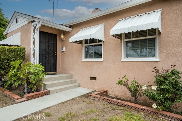 2538 Leo Ave, Los Angeles, CA 90040