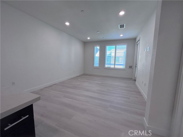 2536 Nolita, Irvine CA: https://media.crmls.org/medias/aa33c8fd-7a6b-48e3-9baa-93997554e9e3.jpg