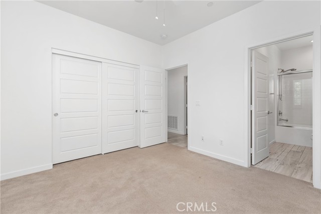 112 Menkar, Irvine CA: https://media.crmls.org/medias/aa33e2e5-8313-4b69-8f6e-6c89c85b88b5.jpg