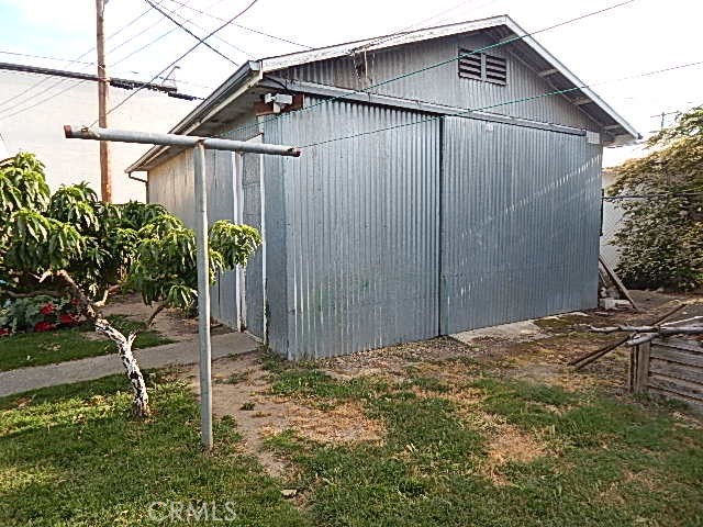 1427 Yolo Street, Corning CA: https://media.crmls.org/medias/aa34756e-e97d-41aa-8e61-e10e7b637d5e.jpg