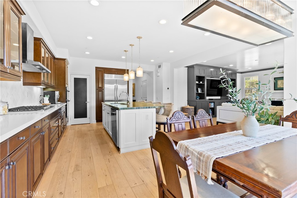 MLS #OC25195995 image #5