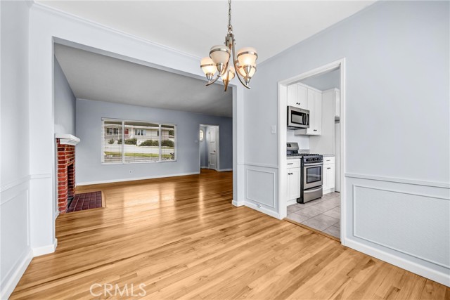 Detail Gallery Image 8 of 25 For 3338 Paraiso Way, La Crescenta,  CA 91214 - 3 Beds | 1 Baths