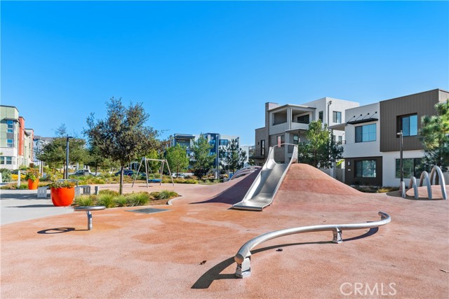 Detail Gallery Image 39 of 42 For 292 Novel, Irvine,  CA 92618 - 2 Beds | 2/1 Baths