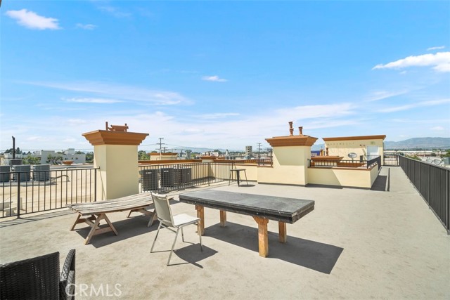 Detail Gallery Image 25 of 28 For 6938 Laurel Canyon Blvd #304,  North Hollywood,  CA 91605 - 2 Beds | 2 Baths