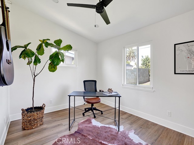 Detail Gallery Image 18 of 38 For 2622 Park Dr, Santa Ana,  CA 92707 - 4 Beds | 2 Baths