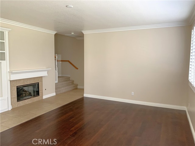 13568 Elk Ridge Court, Eastvale CA: https://media.crmls.org/medias/aa3a5f63-5743-4e2f-8731-cf4620e745d1.jpg
