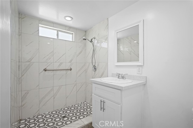 8302 Webb Avenue, Sun Valley CA: https://media.crmls.org/medias/aa3a7706-d8ce-408a-a962-46f9b43573c4.jpg