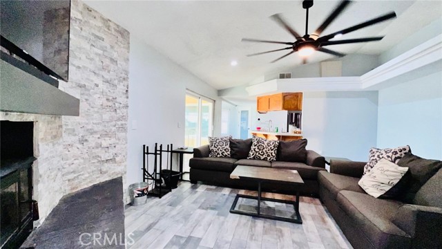 Detail Gallery Image 24 of 56 For 9322 Candlelight St, Apple Valley,  CA 92308 - 4 Beds | 3 Baths