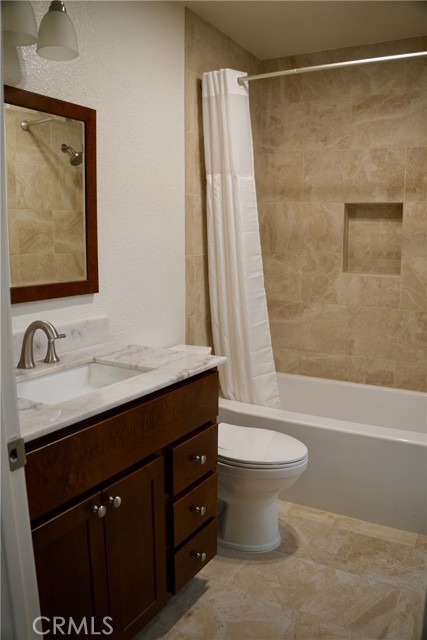 22234 S Vermont S Avenue, Torrance CA: https://media.crmls.org/medias/aa3bf634-b058-47eb-8b6d-28bae09b1371.jpg