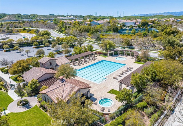 26941 Redwood Bluff Lane, Valencia CA: https://media.crmls.org/medias/aa3cca8a-2f56-430d-8c3b-09cfbcae258e.jpg