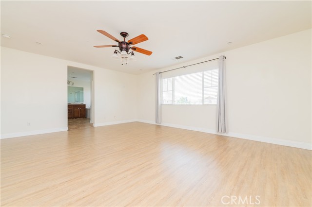 6851 Tourmaline Drive, Eastvale CA: https://media.crmls.org/medias/aa3df090-6dd3-44ea-9dc6-57e0b8496d16.jpg