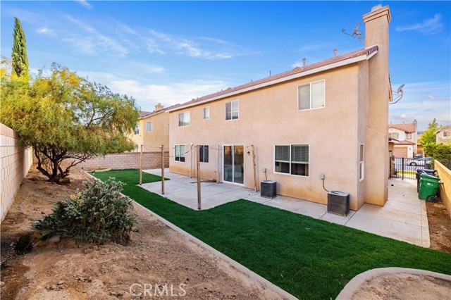43342 Harbor, Lancaster CA: https://media.crmls.org/medias/aa3ec02e-8bab-452d-acfa-91c03ead57ab.jpg