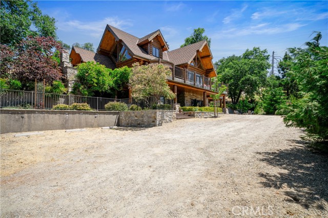 26000 Deertrail Drive, Tehachapi CA: https://media.crmls.org/medias/aa3ef279-1ffa-4c94-8ed7-cfddb6630405.jpg