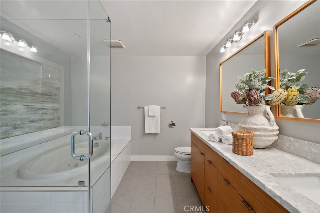 MLS #OC25257437 image #32