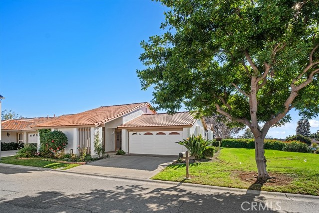 Detail Gallery Image 4 of 68 For 23986 Calle Alonso, Mission Viejo,  CA 92692 - 2 Beds | 2 Baths