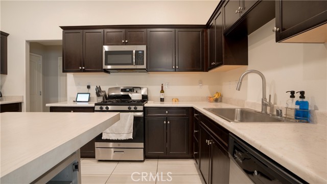 Detail Gallery Image 10 of 28 For 1133 Avenida Del Rio, San Jacinto,  CA 92582 - 3 Beds | 2 Baths