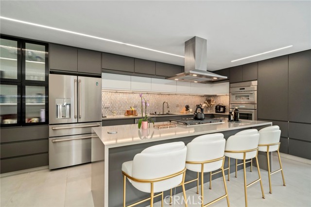 Detail Gallery Image 13 of 42 For 985 Begonia Ave, Costa Mesa,  CA 92626 - 3 Beds | 3 Baths