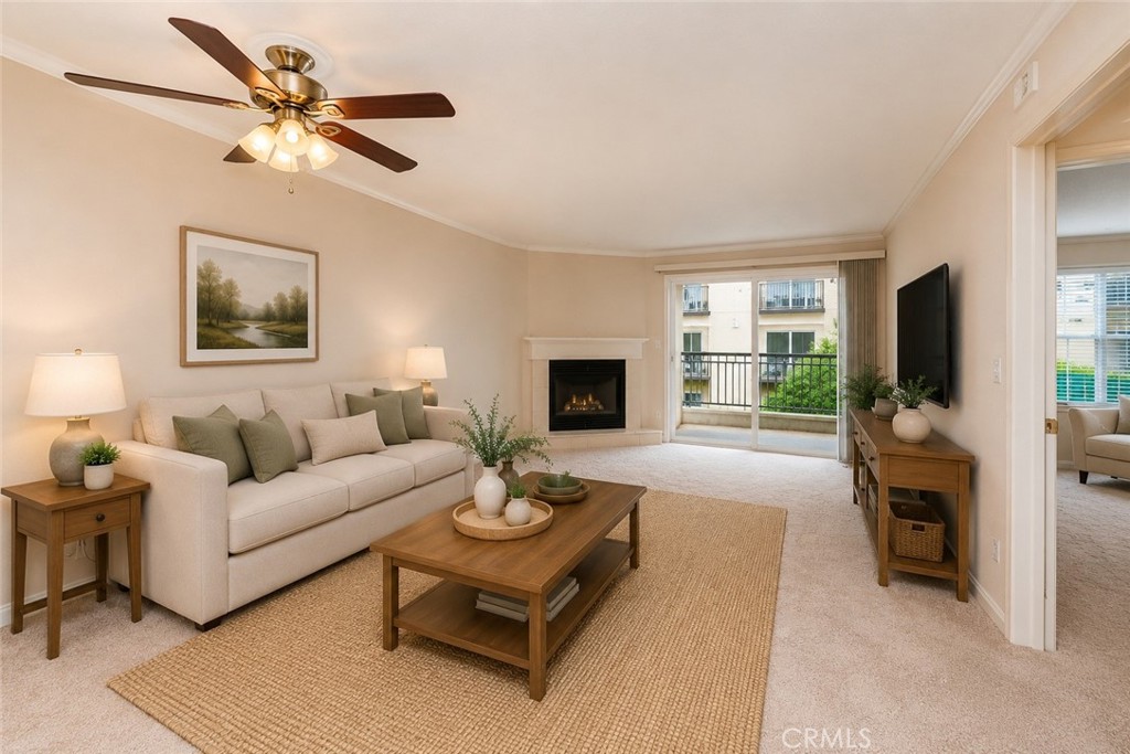 5540 Owensmouth Avenue #205