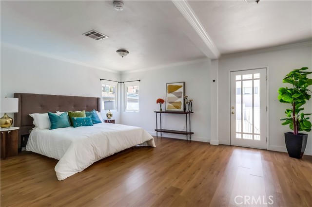 Detail Gallery Image 29 of 39 For 12506 Emelita St, Valley Village,  CA 91607 - 2 Beds | 2 Baths