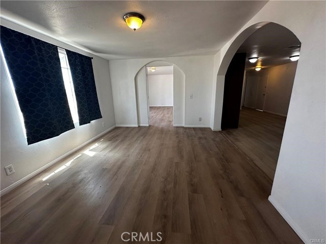 11876 Salem Road, Victorville CA: https://media.crmls.org/medias/aa414d30-82ac-437d-ab00-91f90b18f114.jpg