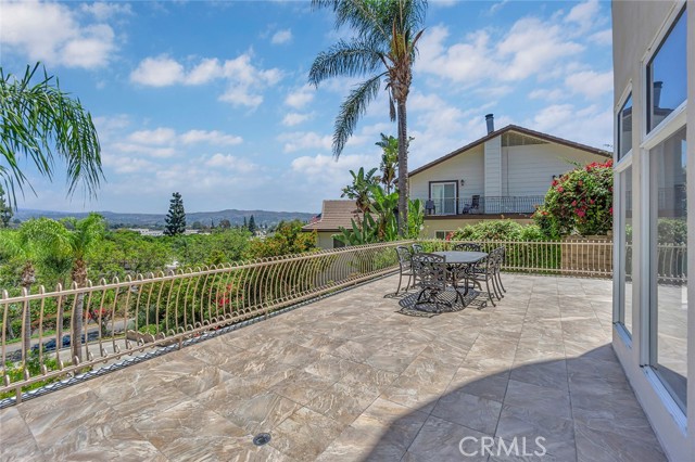 6041 Calle Mirador, Yorba Linda CA: https://media.crmls.org/medias/aa420e94-7445-4d30-99fb-d79d9d955df2.jpg