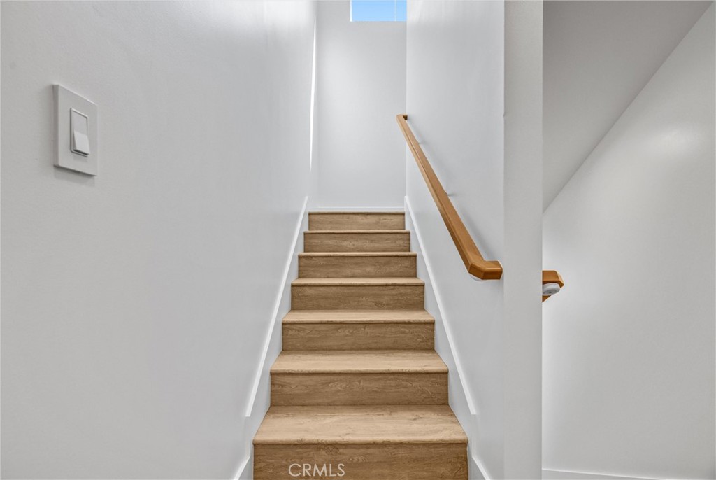 https://media.crmls.org/medias/aa432b7d-02ea-4da6-95b3-ac0009b1db9a.jpg?preset=X-Large