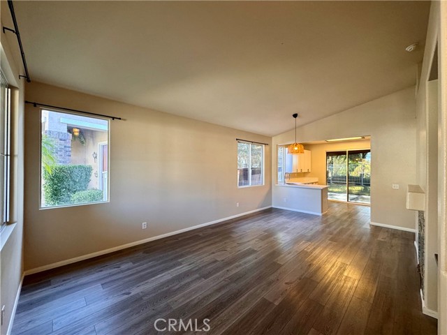 Detail Gallery Image 11 of 41 For 31898 Calle Ballentine, Temecula,  CA 92592 - 3 Beds | 2 Baths
