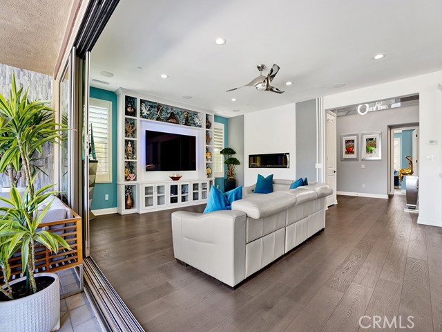 15 Cielo Azul, Mission Viejo CA: https://media.crmls.org/medias/aa448a4f-fc5d-486e-a320-ddf5c4b8d9e2.jpg