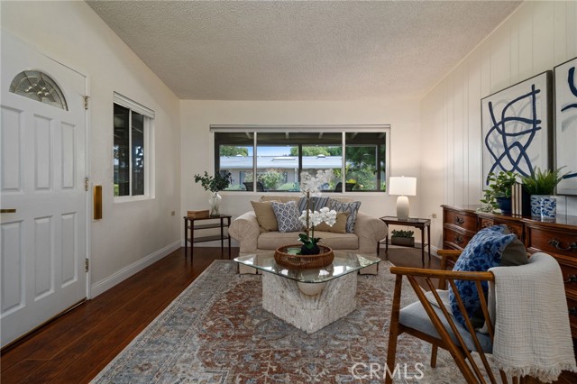 Detail Gallery Image 4 of 19 For 1761 Sunningdale Rd 50c,  Seal Beach,  CA 90740 - 2 Beds | 1 Baths